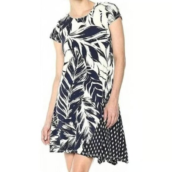 IVANKA TRUMP Cap Sleeve Printed Trapeze Dress Navy Blue Floral Fit Flare Work XS - Picture 1 of 7
